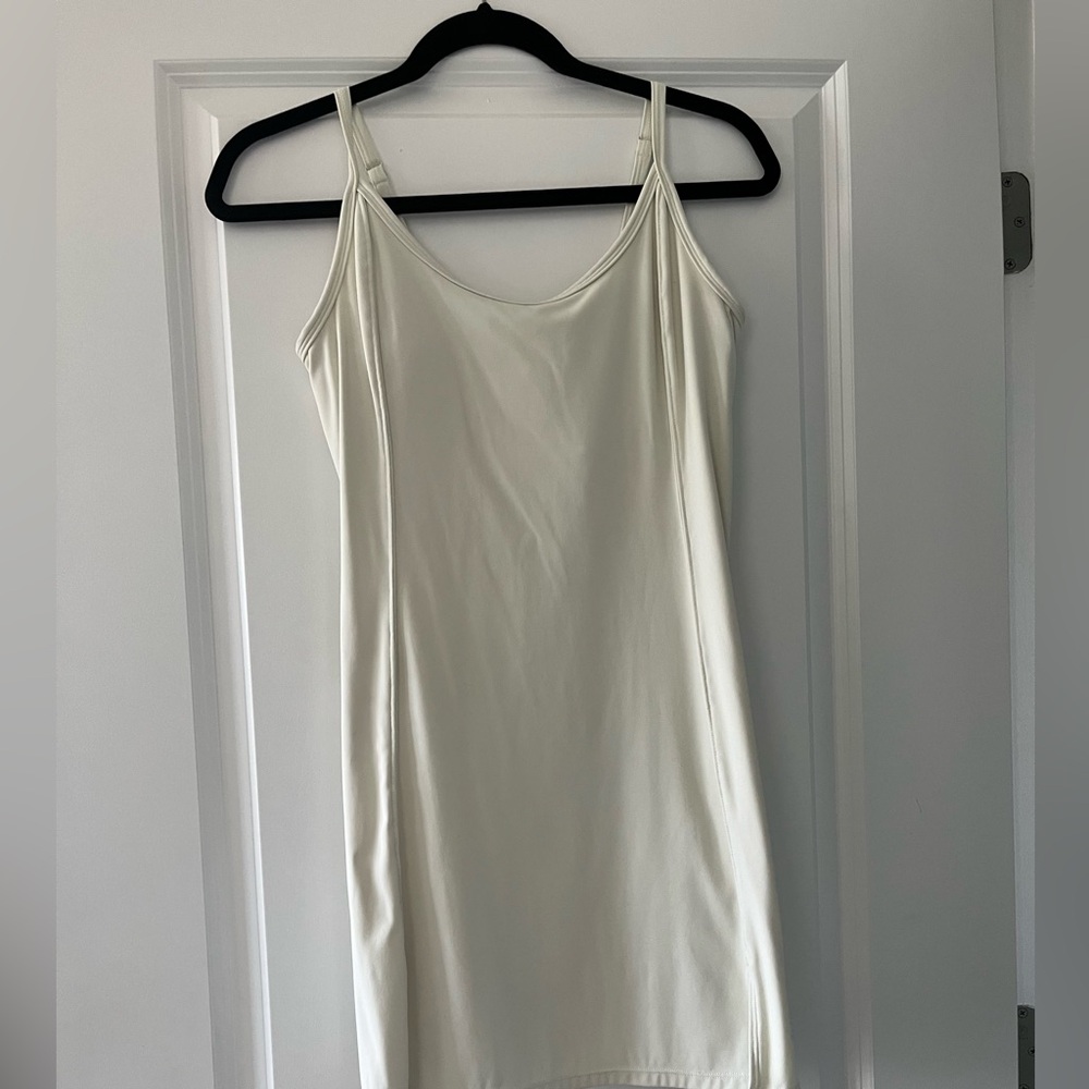 Women’s tennis dress size medium